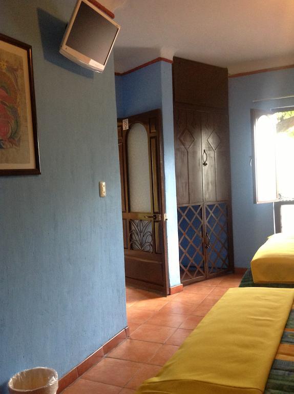Hotel Plaza Rubio Amatitan Chambre photo