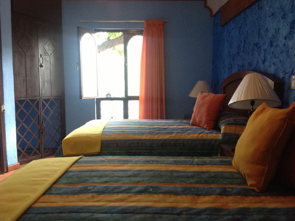 Hotel Plaza Rubio Amatitan Chambre photo